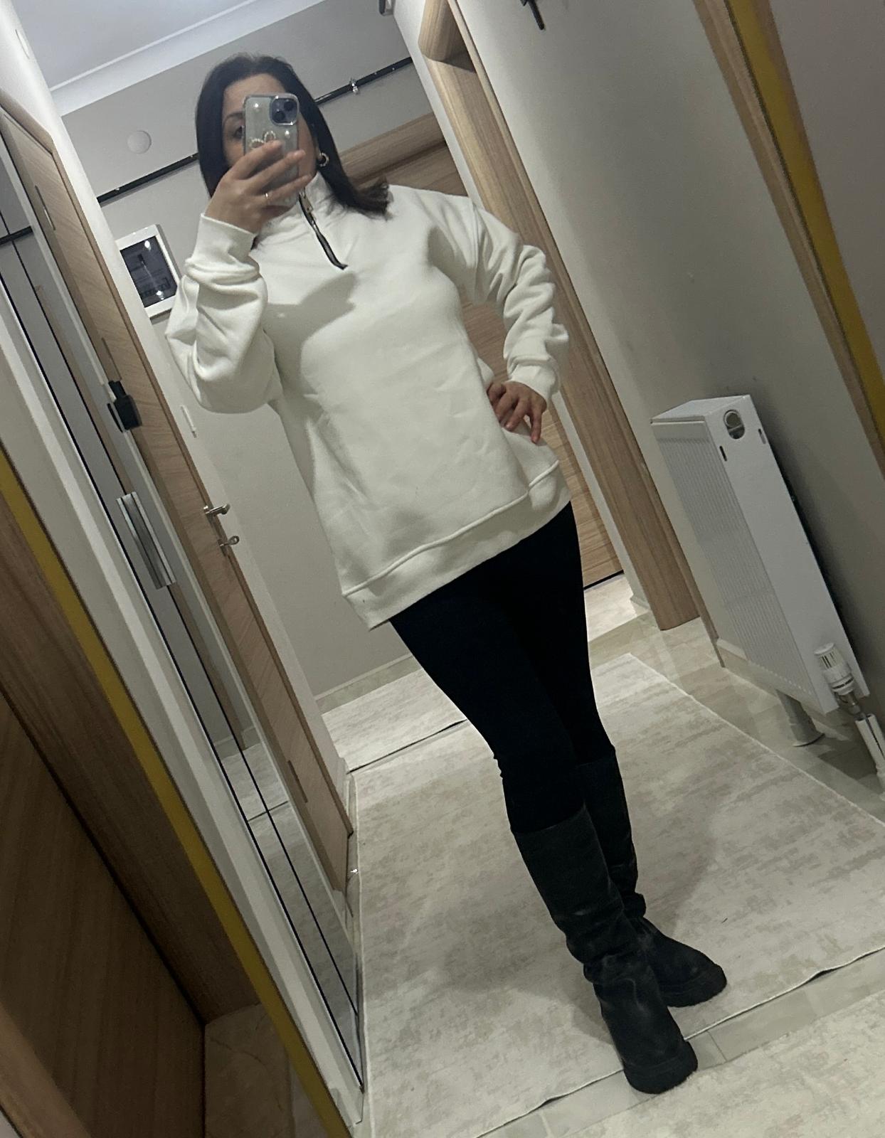 Fermuar Detaylı Beyaz Sweatshirt